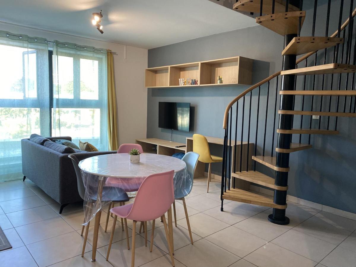 Appartamento Loft Dionysien De Standing Saint-Denis Esterno foto