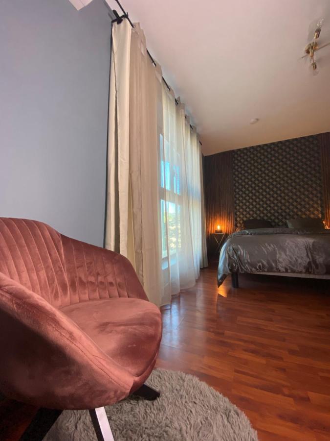 Appartamento Loft Dionysien De Standing Saint-Denis Esterno foto